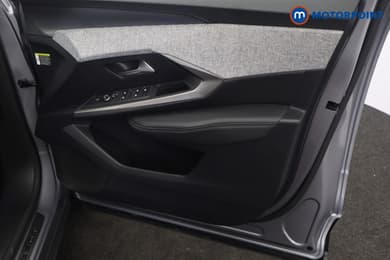 Peugeot 5008 GT Automatic Electric SUV - Stock Number (1666946) - 17th supplementary image