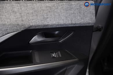 Peugeot 5008 GT Automatic Electric SUV - Stock Number (1666946) - 36th supplementary image