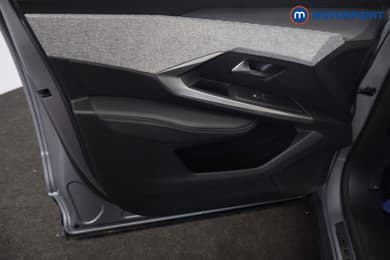 Peugeot 5008 GT Automatic Electric SUV - Stock Number (1666946) - 39th supplementary image