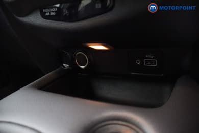 Nissan Juke Tekna Manual Petrol SUV - Stock Number (1658496) - 17th supplementary image
