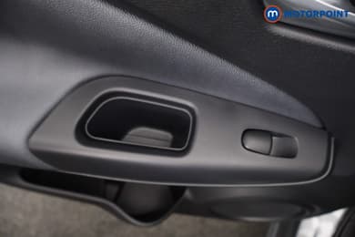 Nissan Juke Tekna Manual Petrol SUV - Stock Number (1658496) - 37th supplementary image