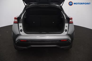 Nissan Juke Tekna Manual Petrol SUV - Stock Number (1658496) - 49th supplementary image