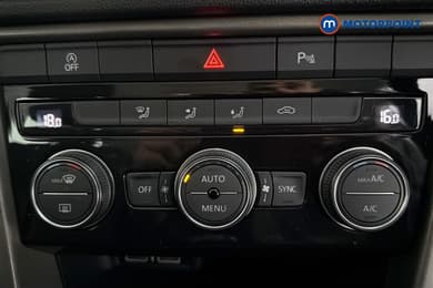 Volkswagen T-Roc SE Manual Petrol SUV - Stock Number (1666110) - 12th supplementary image