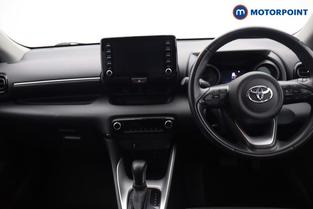 Toyota Yaris Design Automatic Petrol-Electric Hybrid Hatchback - Stock Number (1669587) - 8th supplementary image