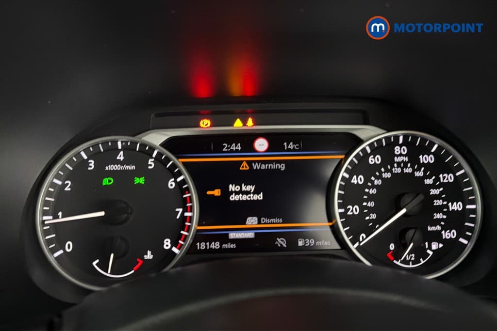 Nissan Juke N-Connecta Manual Petrol SUV - Stock Number (1669817) - 8th supplementary image