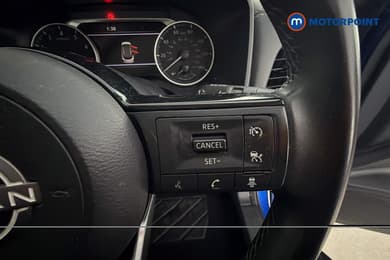 Nissan Qashqai Acenta Premium Manual Petrol SUV - Stock Number (1670801) - 4th supplementary image
