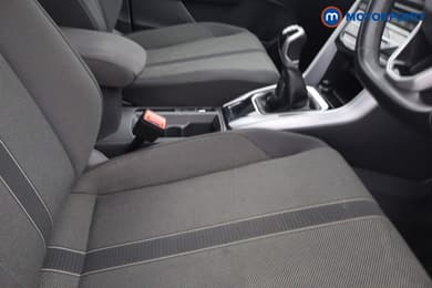 Volkswagen T-Roc Life Manual Petrol SUV - Stock Number (1670886) - 11th supplementary image