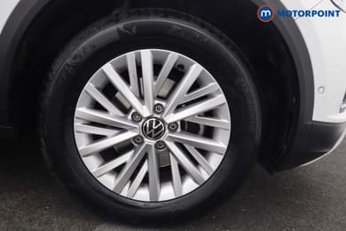 Volkswagen T-Roc Life Manual Petrol SUV - Stock Number (1670886) - 24th supplementary image