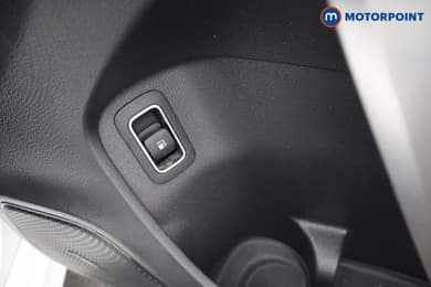 Mercedes-Benz A Class Amg Line Automatic Petrol Plug-In Hybrid Saloon - Stock Number (1661181) - 12th supplementary image