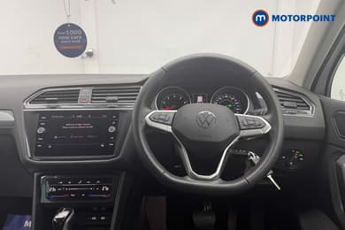 Volkswagen Tiguan Life Automatic Petrol SUV - Stock Number (1669090) - 2nd supplementary image