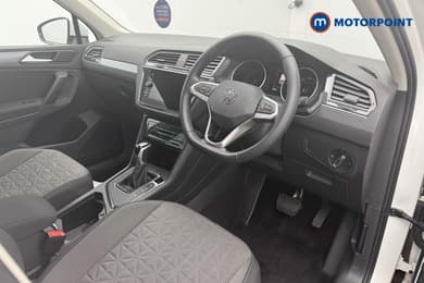 Volkswagen Tiguan Life Automatic Petrol SUV - Stock Number (1669090) - 7th supplementary image