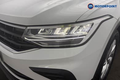 Volkswagen Tiguan Life Automatic Petrol SUV - Stock Number (1669090) - 22nd supplementary image