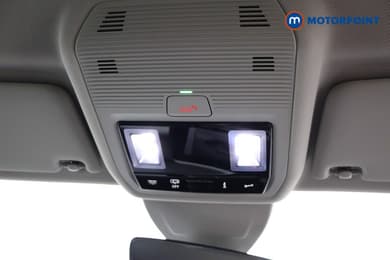 Volkswagen Golf Active Automatic Petrol Hatchback - Stock Number (1673235) - 13th supplementary image