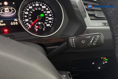 Volkswagen Tiguan Life Automatic Petrol SUV - Stock Number (1660271) - 7th supplementary image