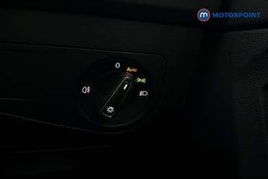 Volkswagen Tiguan Life Automatic Petrol SUV - Stock Number (1660271) - 18th supplementary image