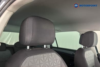 Volkswagen Tiguan Life Automatic Petrol SUV - Stock Number (1660271) - 23rd supplementary image