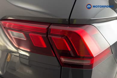 Volkswagen Tiguan Life Automatic Petrol SUV - Stock Number (1660271) - 38th supplementary image