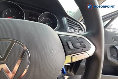 Volkswagen Tiguan Life Automatic Petrol SUV - Stock Number (1670112) - 4th supplementary image