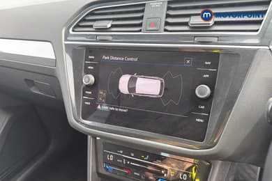 Volkswagen Tiguan Life Automatic Petrol SUV - Stock Number (1670112) - 13th supplementary image