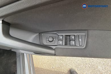 Volkswagen Tiguan Life Automatic Petrol SUV - Stock Number (1670112) - 20th supplementary image