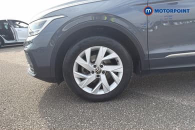 Volkswagen Tiguan Life Automatic Petrol SUV - Stock Number (1670112) - 47th supplementary image