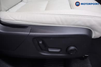 Volvo Xc40 Inscription Pro Automatic Petrol Plug-In Hybrid SUV - Stock Number (1670777) - 13th supplementary image