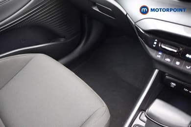 Hyundai I20 Premium Automatic Petrol Hatchback - Stock Number (1672062) - 17th supplementary image