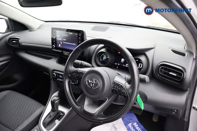 Toyota Yaris Design Automatic Petrol-Electric Hybrid Hatchback - Stock Number (1672084) - 16th supplementary image