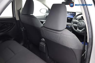 Toyota Yaris Design Automatic Petrol-Electric Hybrid Hatchback - Stock Number (1672084) - 21st supplementary image