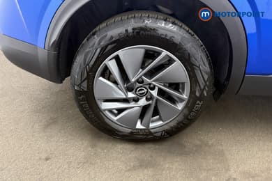 Nissan Qashqai Acenta Premium Manual Petrol SUV - Stock Number (1672301) - 22nd supplementary image