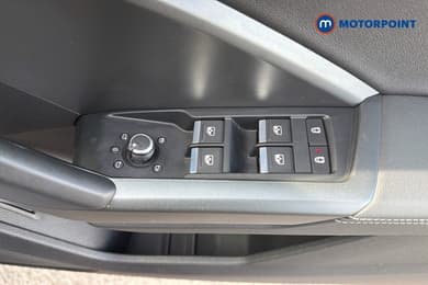 Audi Q3 Black Edition Automatic Petrol SUV - Stock Number (1671591) - 5th supplementary image