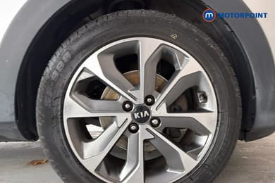 KIA Stonic First Edition Manual Petrol SUV - Stock Number (1664869) - 50th supplementary image