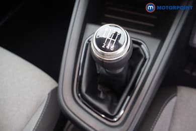 Renault Clio Evolution Manual Petrol Hatchback - Stock Number (1670183) - 4th supplementary image