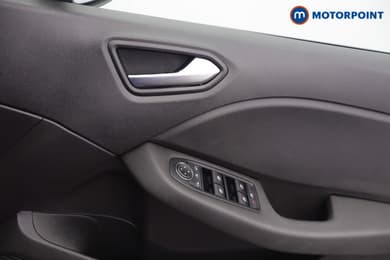 Renault Clio Evolution Manual Petrol Hatchback - Stock Number (1670183) - 9th supplementary image