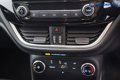 Ford Fiesta Titanium Automatic Petrol Hatchback - Stock Number (1673335) - 3rd supplementary image