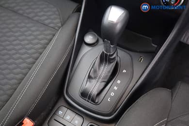 Ford Fiesta Titanium Automatic Petrol Hatchback - Stock Number (1673335) - 4th supplementary image