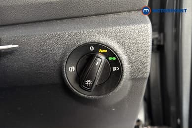 Volkswagen T-Roc Life Manual Petrol SUV - Stock Number (1673728) - 16th supplementary image