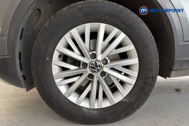 Volkswagen T-Roc Life Manual Petrol SUV - Stock Number (1673728) - 47th supplementary image