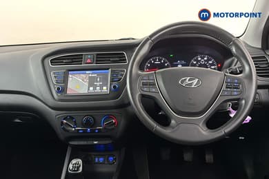Hyundai I20 Play Manual Petrol Hatchback - Stock Number (1660635) - 2nd supplementary image