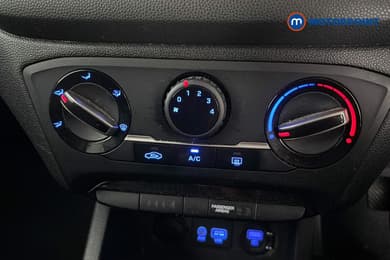 Hyundai I20 Play Manual Petrol Hatchback - Stock Number (1660635) - 12th supplementary image