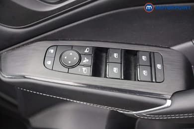 Nissan Qashqai N-Connecta Manual Petrol SUV - Stock Number (1670430) - 11th supplementary image