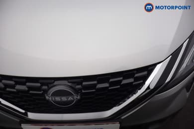 Nissan Qashqai N-Connecta Manual Petrol SUV - Stock Number (1670430) - 25th supplementary image