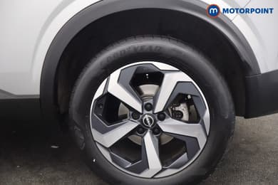 Nissan Qashqai N-Connecta Manual Petrol SUV - Stock Number (1670430) - 31st supplementary image