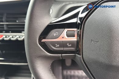 Peugeot 2008 Allure Manual Petrol SUV - Stock Number (1670987) - 7th supplementary image