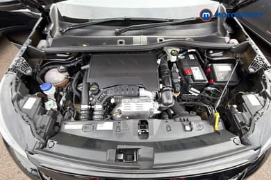 Peugeot 2008 Allure Manual Petrol SUV - Stock Number (1670987) - 24th supplementary image