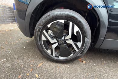 Peugeot 2008 Allure Manual Petrol SUV - Stock Number (1670987) - 26th supplementary image
