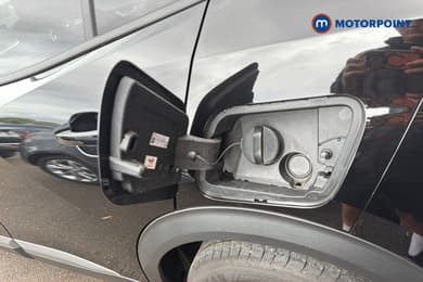 Peugeot 2008 Allure Manual Petrol SUV - Stock Number (1670987) - 42nd supplementary image