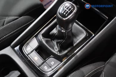Skoda Karoq Sportline Manual Petrol SUV - Stock Number (1671820) - 4th supplementary image