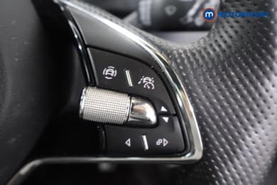 Skoda Karoq Sportline Manual Petrol SUV - Stock Number (1671820) - 7th supplementary image