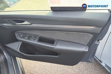 Volkswagen Golf Black Edition Manual Petrol Hatchback - Stock Number (1673583) - 2nd supplementary image